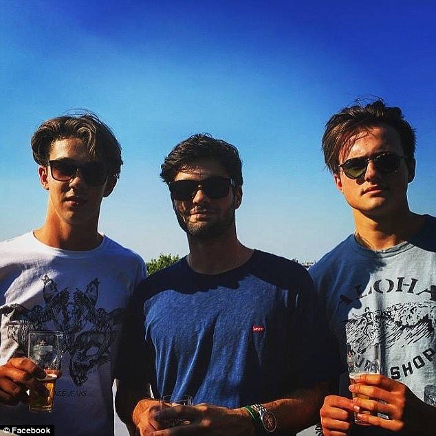 Η Μάλια Ομπάμα βγαίνει με τον Ρόρι, τον γόη του Χάρβαρντ -Αγγλος και καλοζωισμένος [εικόνες] | iefimerida.gr 3