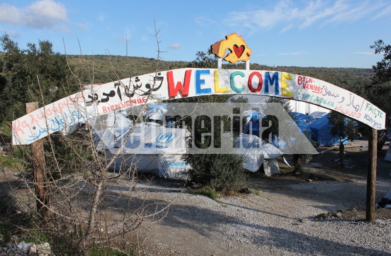 Το iefimerida στη Μόρια -Μέσα σε σκηνές, στο κρύο, κοιμούνται 2.000 πρόσφυγες και μετανάστες [εικόνες] | iefimerida.gr 5