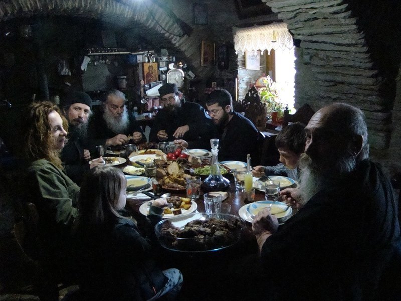 Η άγνωστη σχέση του Τζίμη Πανούση με την Εκκλησία -Η επίσκεψη σε μοναστήρι και η ανατρεπτική συζήτηση [εικόνες] | iefimerida.gr 3