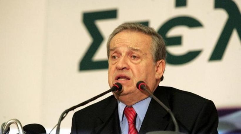 Οταν ο Παπαθεμελής έκλεισε μπαρ και νυχτερινά κέντρα και «έκανε» μπουζούκια το Σύνταγμα [βίντεο] | iefimerida.gr 0