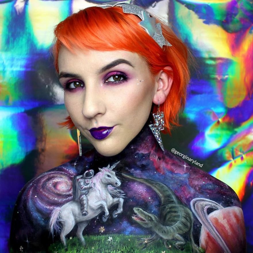 Μακιγιέζ κάνει το σώμα της... πίνακα -Εκπληκτικά έργα με καμβά το σώμα της [εικόνες] | iefimerida.gr 12