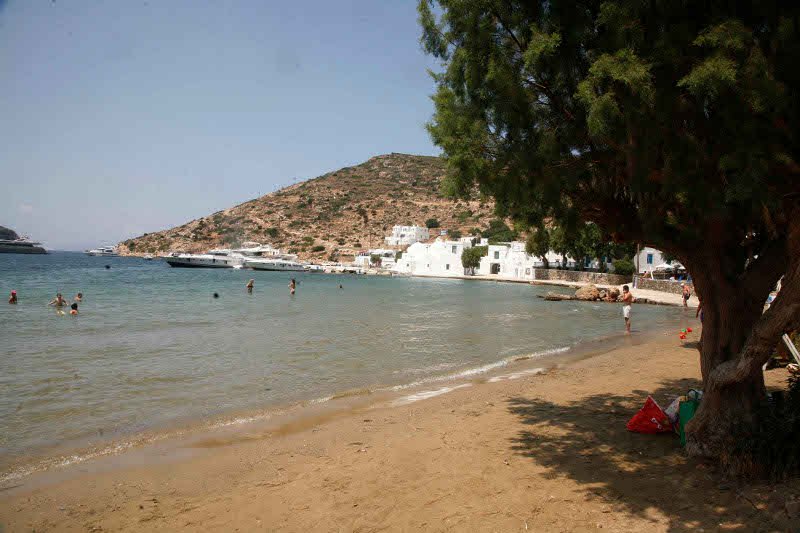 Υμνοι της Daily Mail για τη Σίφνο -«Θα φας σαν βασιλιάς και θα περπατήσεις σε ονειρεμένα μονοπάτια» [εικόνες] | iefimerida.gr 1