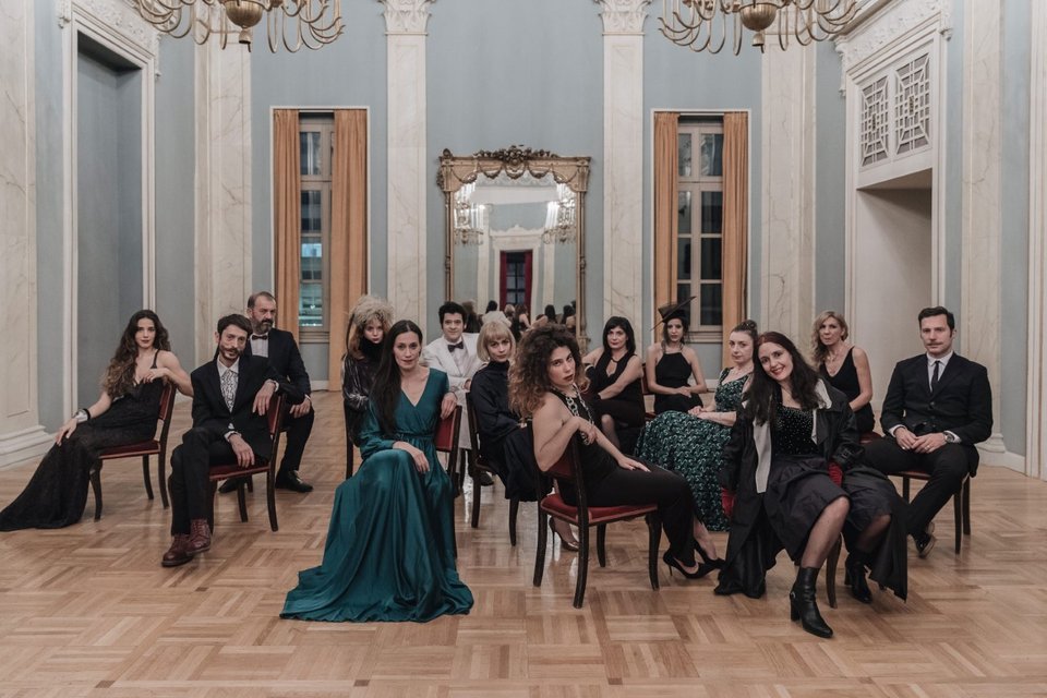 Πρεμιέρα για το θεατρικό του Γιώργου Βέλτσου -Παράσταση αφιερωμένη στις γυναίκες [εικόνες] | iefimerida.gr 2