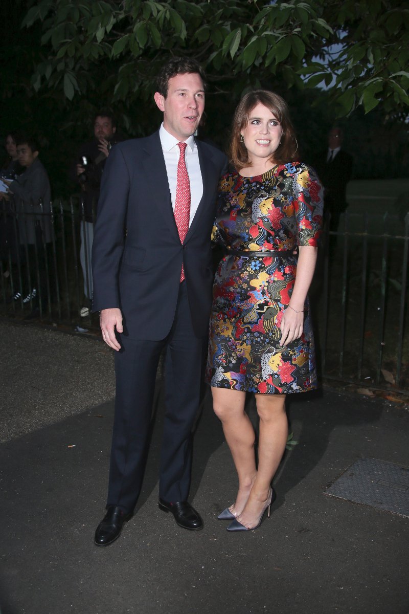 Παντρεύεται και άλλη εγγονή της βασίλισσας -Πώς η πριγκίπισσα Ευγενία μπλέχτηκε στα δίχτυα ενός πρώην μπάρμαν [εικόνες] | iefimerida.gr 4