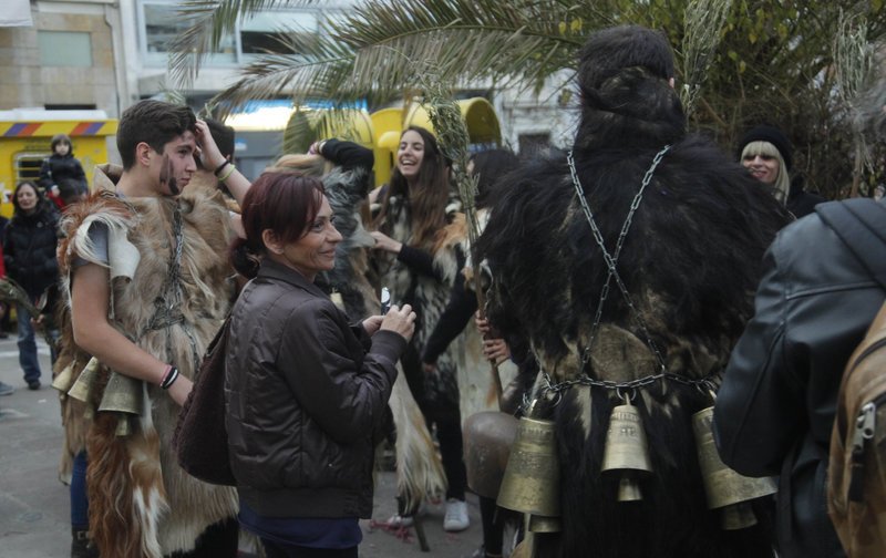 Το Σάββατο οι τραγόμορφοι Κουδουναραίοι του Διστόμου κατεβαίνουν στου Ψυρρή [πρόγραμμα] | iefimerida.gr 2