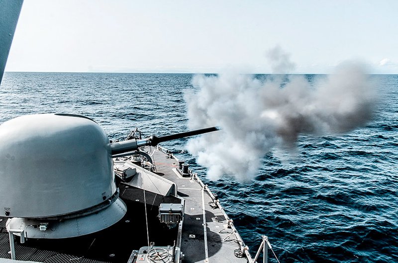 Επίδειξη μαχητικής ετοιμότητας και ικανότητας του Πολεμικού Ναυτικού στο Αιγαίο [εικόνες] | iefimerida.gr 4