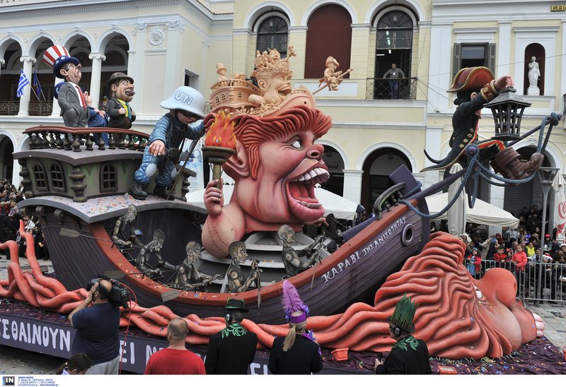 Πατρινό Καρναβάλι 2018: Πέντε ώρες υπερθέαμα -Χιλιάδες καρναβαλιστές, παρέλαση αρμάτων [εικόνες & βίντεο] | iefimerida.gr 8
