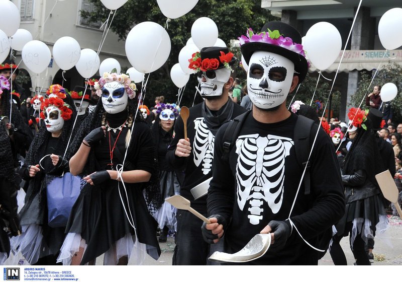 Πατρινό Καρναβάλι 2018: Πέντε ώρες υπερθέαμα -Χιλιάδες καρναβαλιστές, παρέλαση αρμάτων [εικόνες & βίντεο] | iefimerida.gr 13