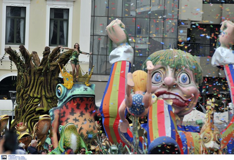 Πατρινό Καρναβάλι 2018: Πέντε ώρες υπερθέαμα -Χιλιάδες καρναβαλιστές, παρέλαση αρμάτων [εικόνες & βίντεο] | iefimerida.gr 17