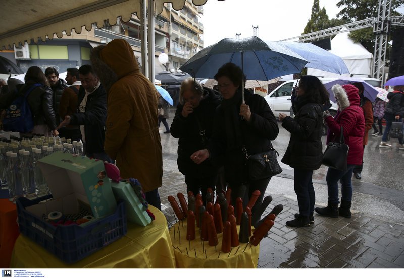 Μπουρανί: Το τολμηρό διονυσιακό έθιμο του Τυρνάβου [εικόνες] | iefimerida.gr 2