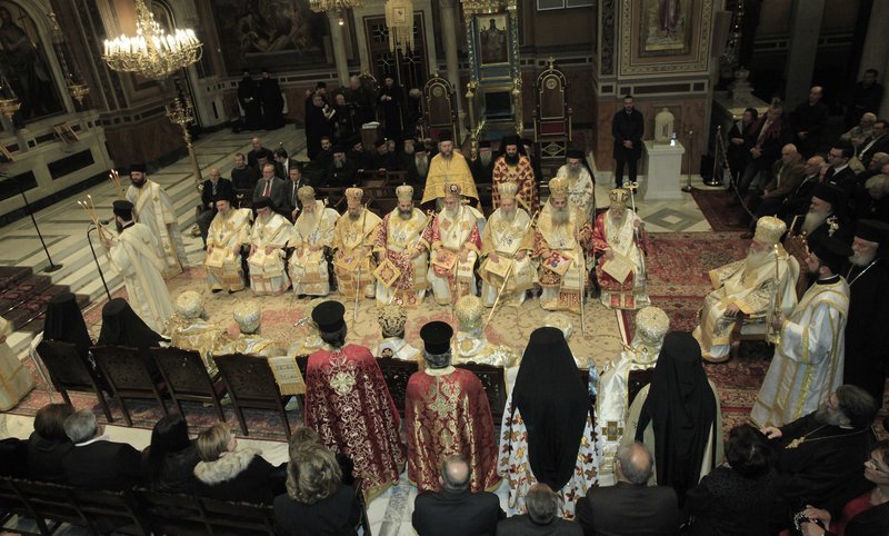 Λαμπρή τελετή στη Μητρόπολη για τη χειροτονία του Επισκόπου Ανδρούσης, Κωνστάντιου [εικόνες] | iefimerida.gr 5