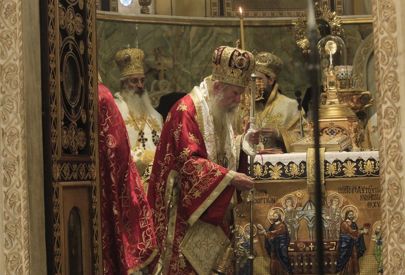 Λαμπρή τελετή στη Μητρόπολη για τη χειροτονία του Επισκόπου Ανδρούσης, Κωνστάντιου [εικόνες] | iefimerida.gr 8