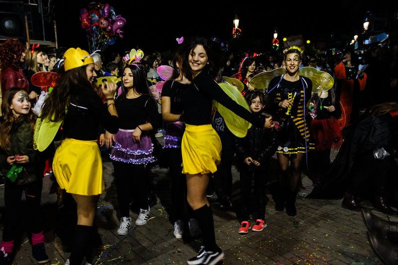 Καρναβάλι στην Πρέβεζα μόνο για γυναίκες -Ενα έθιμο πάνω από 60 ετών [εικόνες] | iefimerida.gr 11