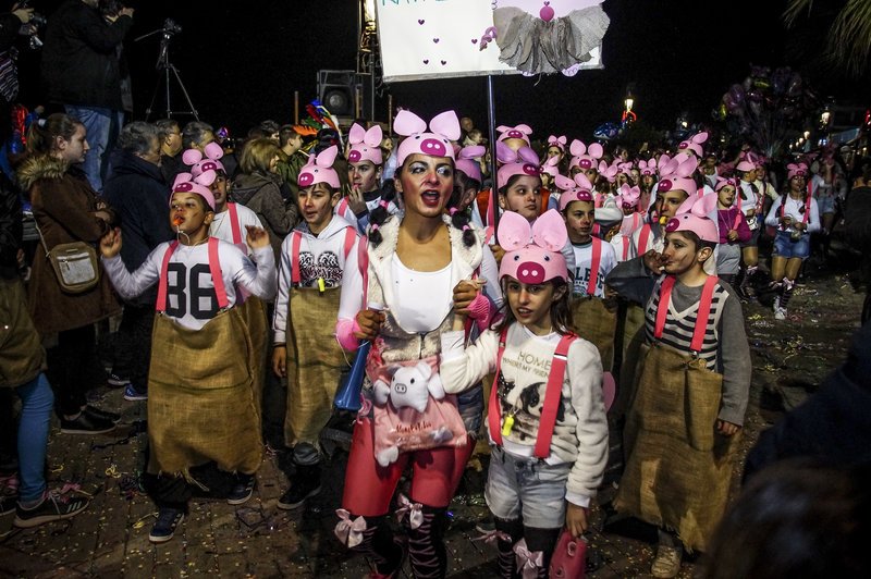 Καρναβάλι στην Πρέβεζα μόνο για γυναίκες -Ενα έθιμο πάνω από 60 ετών [εικόνες] | iefimerida.gr 1