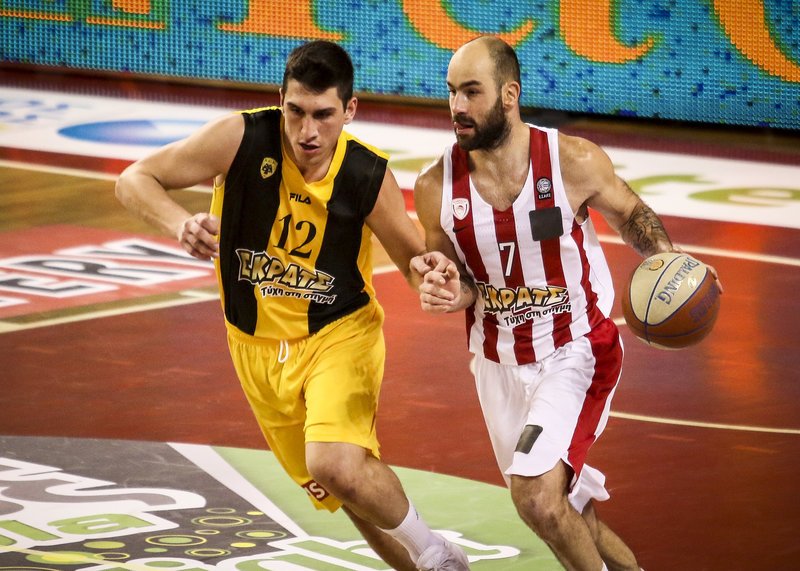 Τελικός Κυπέλλου μπάσκετ: Θρίαμβος της ΑΕΚ -Κατέκτησε τον τίτλο κόντρα (83-88) στον Ολυμπιακό [εικόνες & βίντεο] | iefimerida.gr 1