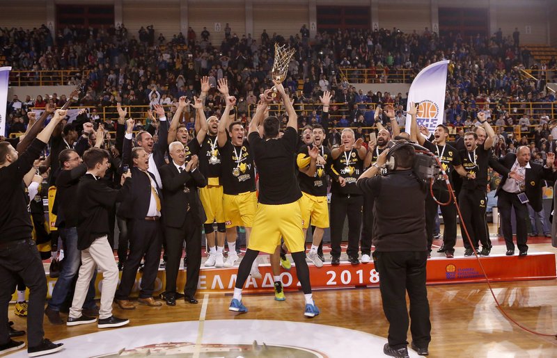 Τελικός Κυπέλλου μπάσκετ: Θρίαμβος της ΑΕΚ -Κατέκτησε τον τίτλο κόντρα (83-88) στον Ολυμπιακό [εικόνες & βίντεο] | iefimerida.gr 2