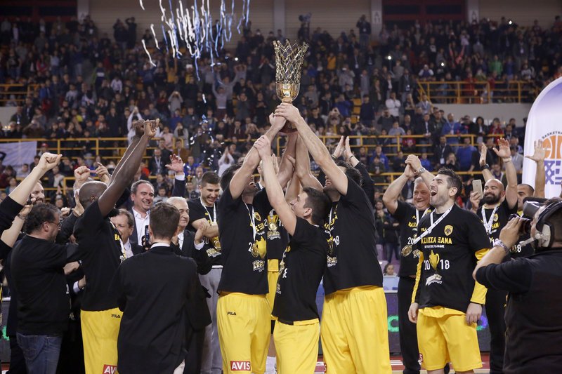 Τελικός Κυπέλλου μπάσκετ: Θρίαμβος της ΑΕΚ -Κατέκτησε τον τίτλο κόντρα (83-88) στον Ολυμπιακό [εικόνες & βίντεο] | iefimerida.gr 3