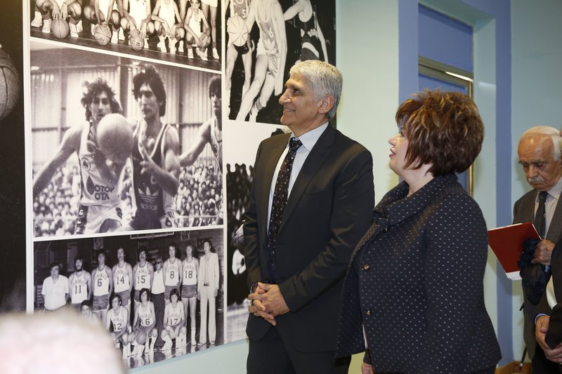 Σε «Παναγιώτης Γιαννάκης» μετονομάστηκε το 1ο ΕΠΑΛ Νίκαιας [εικόνες] | iefimerida.gr 5