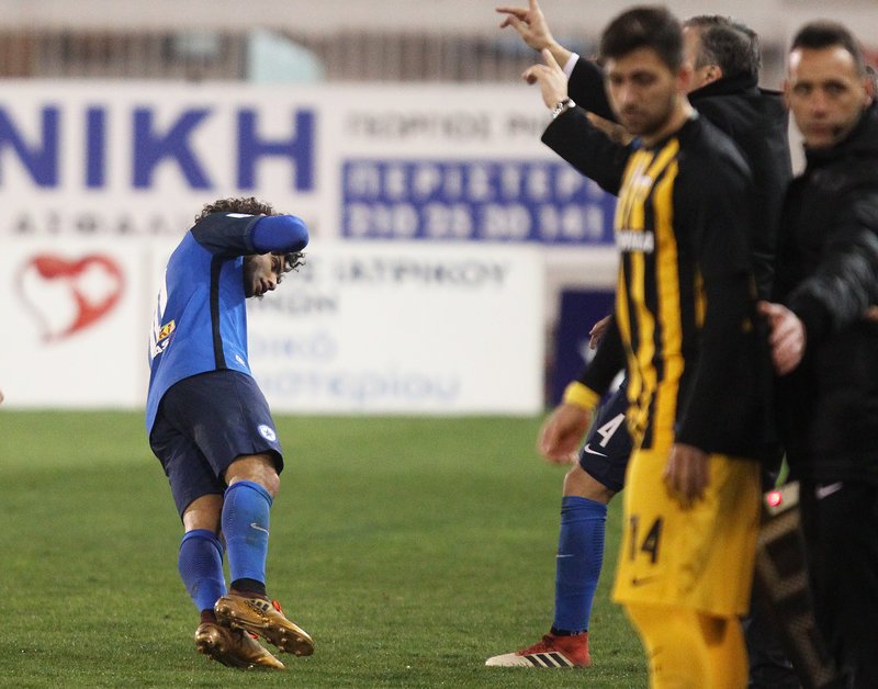 Επικός πανηγυρισμός του Ουάρντα στο Περιστέρι -«Αυτοπυροβολήθηκε» ο Αιγύπτιος [εικόνες] | iefimerida.gr 2