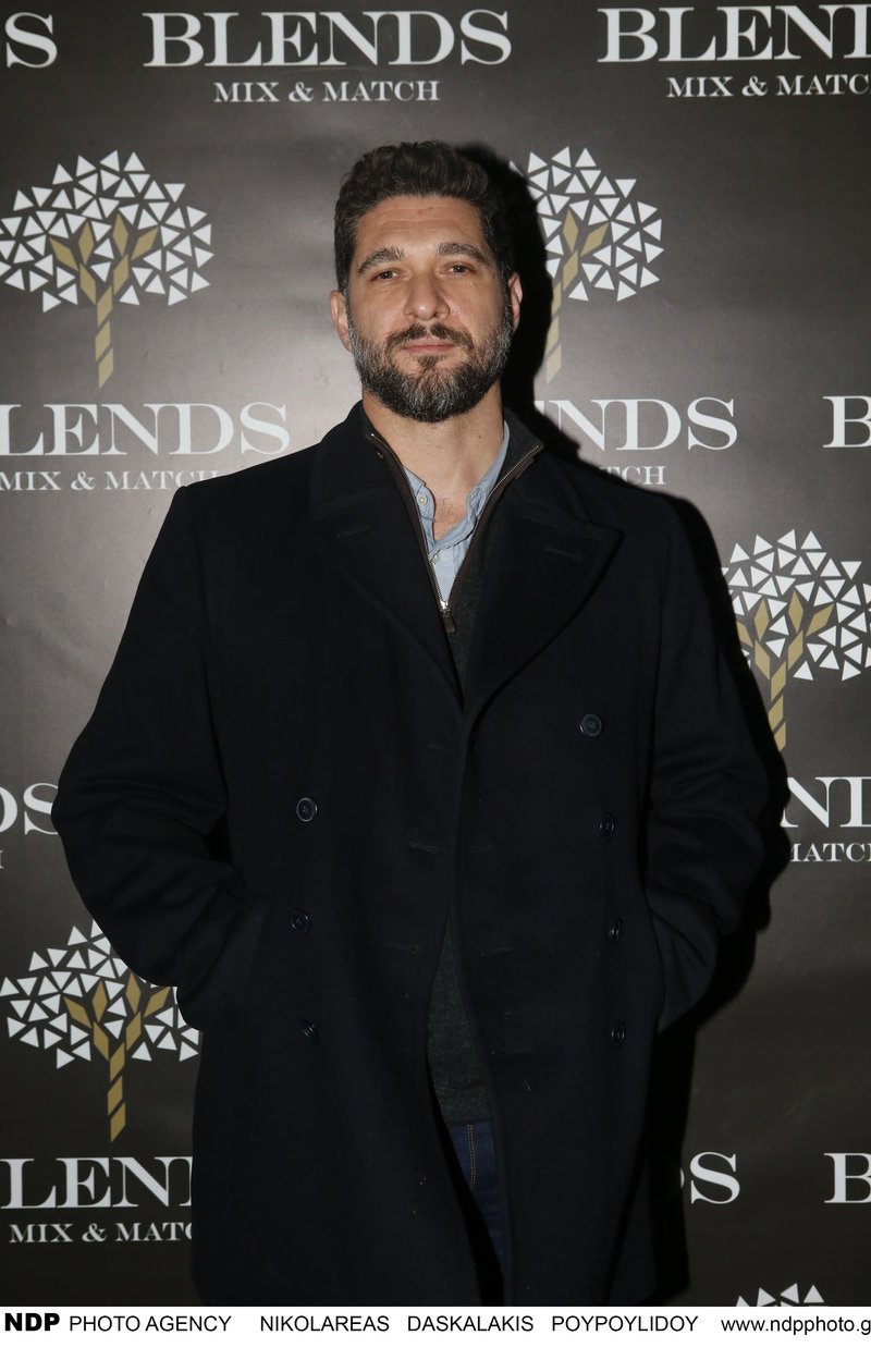 Ο Πάνος Ιωαννίδης άφησε το MasterChef και βγήκε έξω- Σπάνια βραδινή εμφάνιση για τον σεφ [εικόνες] | iefimerida.gr 1