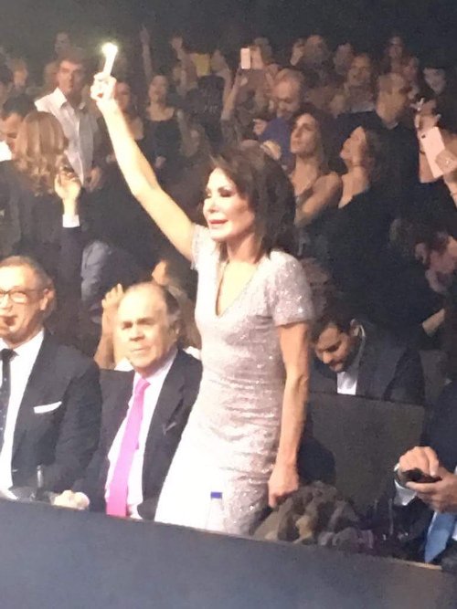 Σπάνια δημόσια εμφάνιση Θόδωρου και Γιάννας Αγγελοπούλου -Διασκέδασαν στον Ρέμο [εικόνες] | iefimerida.gr 2