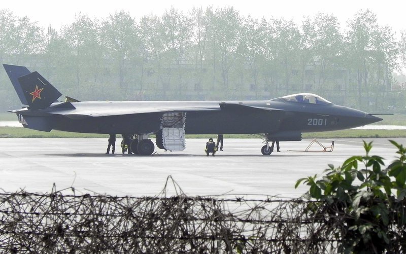 Επιχειρησιακό το νέο stealth μαχητικό Chengdu J-20 της Κίνας [εικόνες & βίντεο]  | iefimerida.gr 1