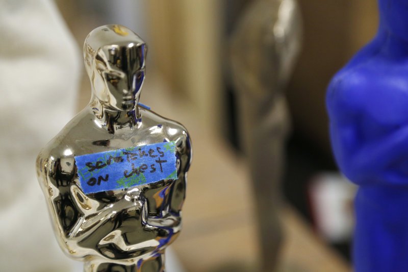 Οσκαρ 2018: Πώς κατασκευάζονται τα φημισμένα αγαλματίδια -Σε ένα χωριουδάκι [εικόνες & βίντεο] | iefimerida.gr 6