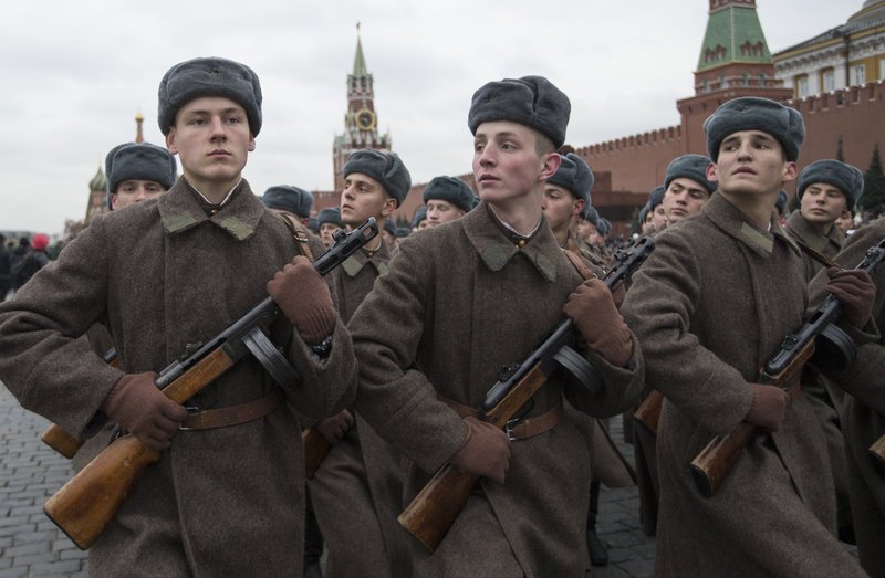  100 χρόνια Κόκκινος Στρατός: Η θρυλική στρατιωτική δύναμη της ΕΣΣΔ που ίδρυσαν Στάλιν-Τρότσκι [εικόνες] | iefimerida.gr 13