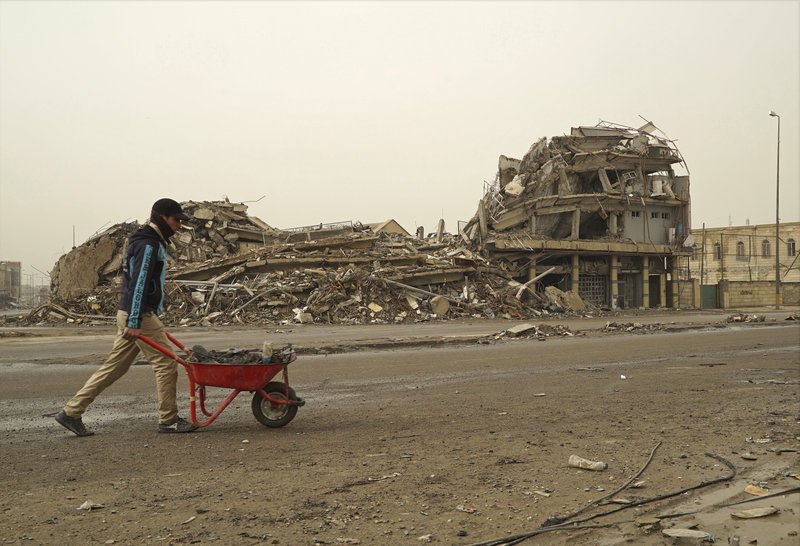 Ετσι είναι σήμερα η Ράκα, μετά το διωγμό των τζιχαντιστών -Μια πόλη συντρίμμια [εικόνες & βίντεο] | iefimerida.gr 4