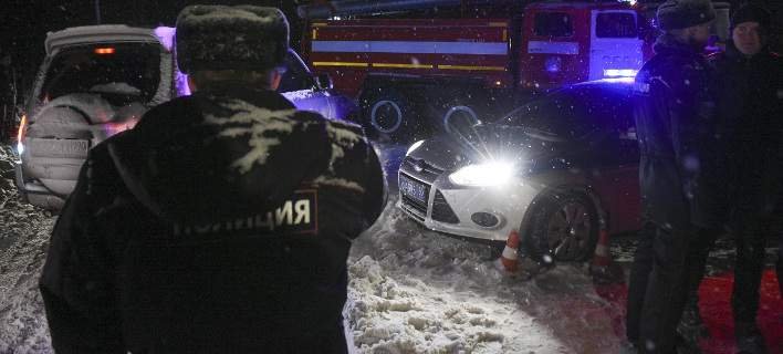 Ανατριχιαστικό βίντεο: Η στιγμή της φονικής επίθεσης τζιχαντιστή έξω από ορθόδοξο ναό στη νότια Ρωσία  | iefimerida.gr 0