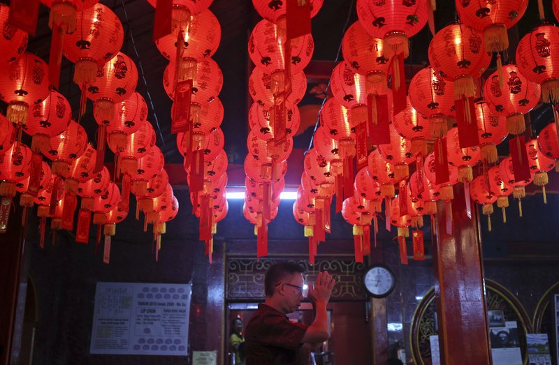 Οι Κινέζοι μόλις υποδέχθηκαν το νέο έτος! Σόου πυροτεχνημάτων [εικόνες & βίντεο] | iefimerida.gr 4