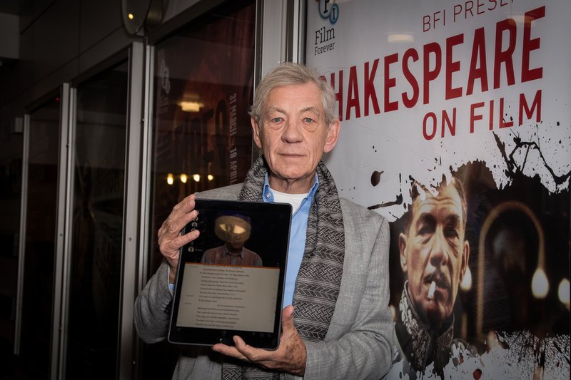 Ο Σερ Ιαν ΜακΚέλεν αποκαλύπτει -Από τα gay pride στον Αρχοντα των Δαχτυλιδιών [εικόνες] | iefimerida.gr 3