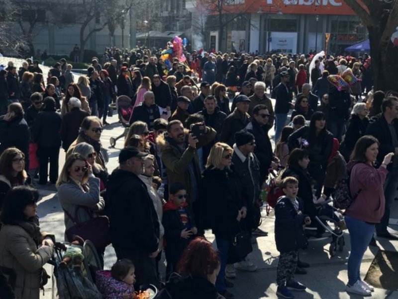 Ξέφρενο γλέντι στην Λάρισα -Γιόρτασαν τα «μπουλούκια» [εικόνες & βίντεο] | iefimerida.gr 2