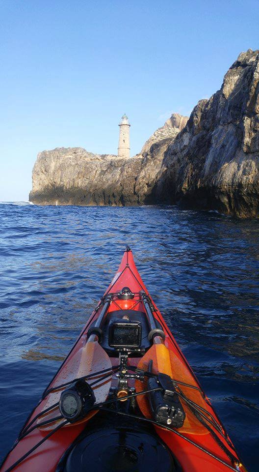 Εκανε τον γύρο της Κρήτης με καγιάκ σε 39 μέρες- Μοναδικές εικόνες από το ταξίδι του [εικόνες & βίντεο] | iefimerida.gr 4