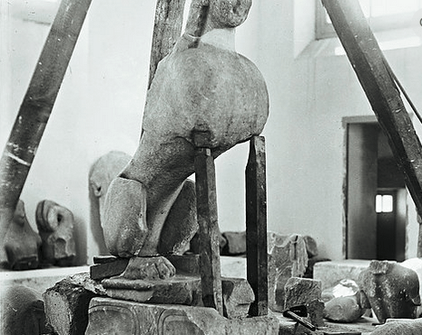 Η αρχαιολογική ιστορία της Δήλου από το 1873 μέσα από φωτογραφίες [εικόνες] | iefimerida.gr 3