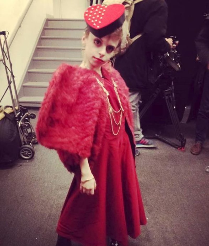 Eνα 10χρονο αγόρι δηλώνει... «drag kid» και κάνει το ντεμπούτο του στην πασαρέλα [εικόνες] | iefimerida.gr 0