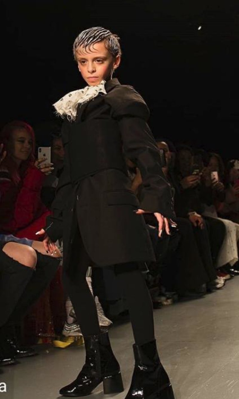 Eνα 10χρονο αγόρι δηλώνει... «drag kid» και κάνει το ντεμπούτο του στην πασαρέλα [εικόνες] | iefimerida.gr 1