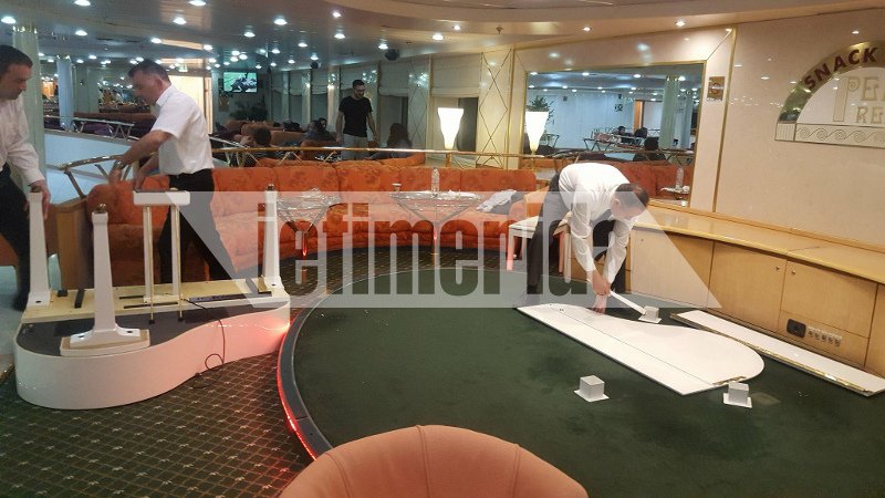 Εφιαλτικό ταξίδι με πλοίο προς την Κρήτη, λόγω κακοκαιρίας -Σπασμένα ψυγεία, πιάνα, υπολογιστές [εικόνες] | iefimerida.gr 1