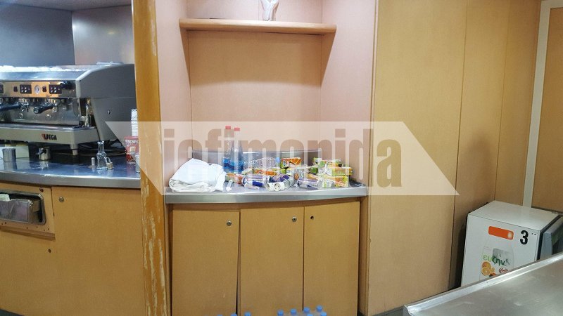 Εφιαλτικό ταξίδι με πλοίο προς την Κρήτη, λόγω κακοκαιρίας -Σπασμένα ψυγεία, πιάνα, υπολογιστές [εικόνες] | iefimerida.gr 7