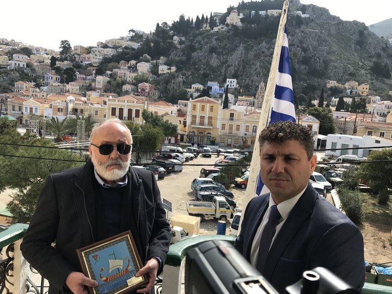 Σε Σύμη και Στρογγυλή ο Κουρουμπλής -«Eδώ ξεκινάει η Ελλάδα» [εικόνες] | iefimerida.gr 2