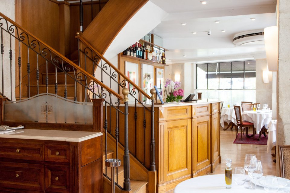 Αστέρι Michelin στο ελληνικό εστιατόριο του Παρισιού -Οι αδελφοί Μαυρομμάτη, που έμαθαν στους Γάλλους τον ταραμά [εικόνες] | iefimerida.gr 4