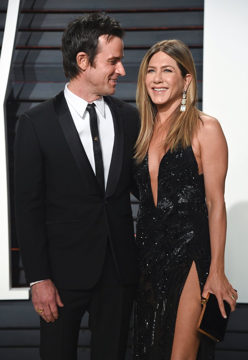 Διαζύγιο «βόμβα» στο Χόλιγουντ: Χώρισαν Τζένιφερ Ανιστον-Τζάστιν Θερού [εικόνες] | iefimerida.gr 3