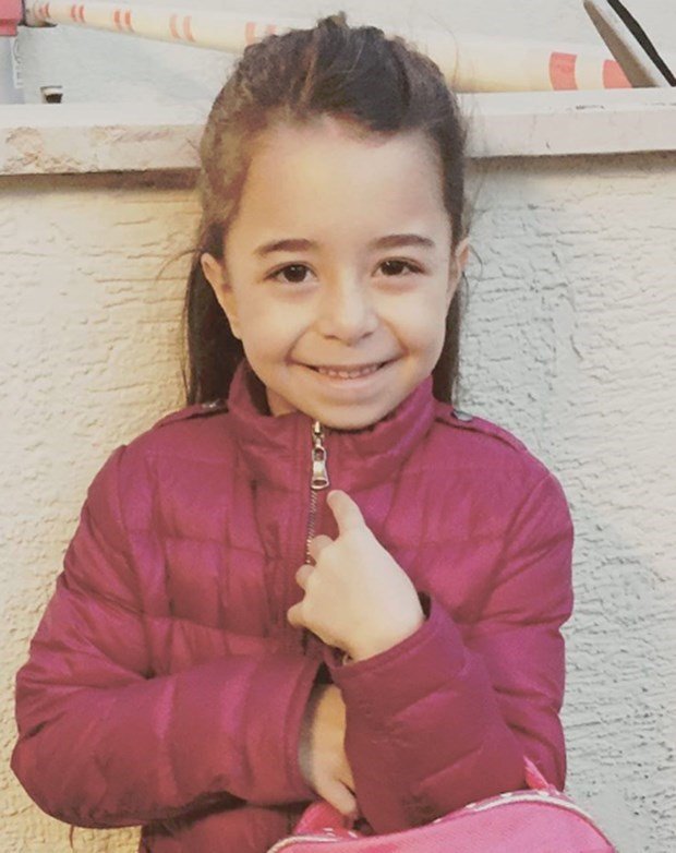 Μελέκ ή Τουρνά: Ποια είναι η 9χρονη πρωταγωνίστρια του Anne -Το παιδί-θαύμα που παίζει σαν φτασμένη ηθοποιός [εικόνες] | iefimerida.gr 4