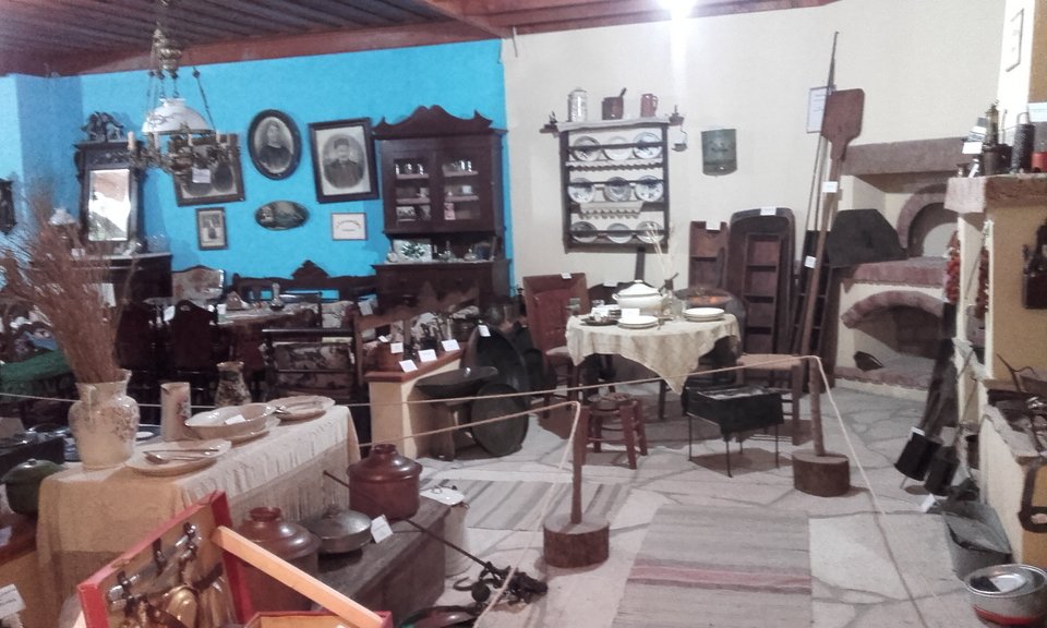 Το Λαογραφικό Μουσείο Καλλιμασιάς στη Χίο -Με εργαστήριο παστελιού, τσαγκάρη, καπελά [εικόνες] | iefimerida.gr 1