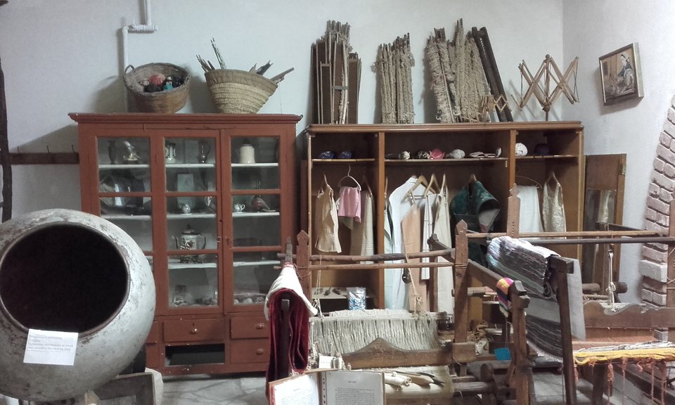 Το Λαογραφικό Μουσείο Καλλιμασιάς στη Χίο -Με εργαστήριο παστελιού, τσαγκάρη, καπελά [εικόνες] | iefimerida.gr 6