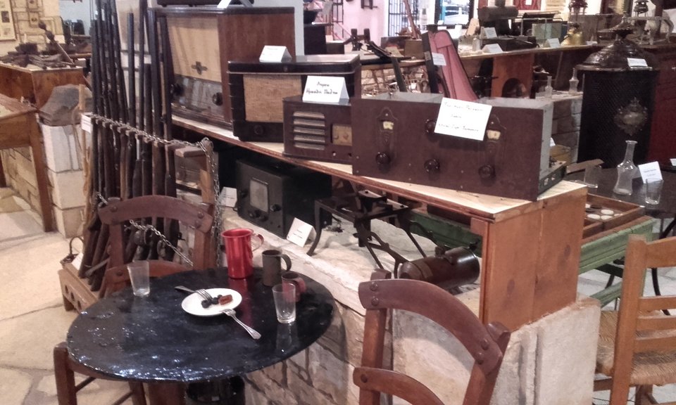 Το Λαογραφικό Μουσείο Καλλιμασιάς στη Χίο -Με εργαστήριο παστελιού, τσαγκάρη, καπελά [εικόνες] | iefimerida.gr 8