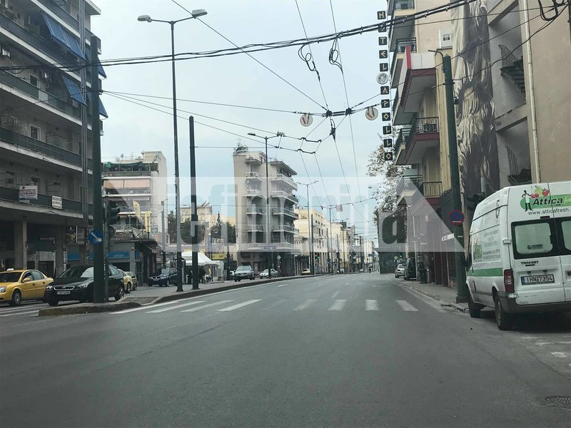 Αδειασαν οι δρόμοι -Σε ρυθμούς Καθαράς Δευτέρας η Αθήνα [εικόνες] | iefimerida.gr 11