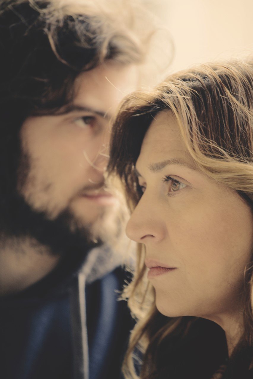 Κυρία Κούλα: Ο απαγορευμένος έρωτας του Κουμανταρέα στα βαγόνια του ηλεκτρικού [εικόνες & βίντεο] | iefimerida.gr 1