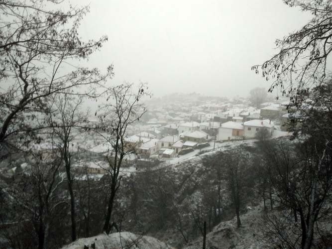 Αρχισε να χιονίζει στα ορεινά της Λάρισας [εικόνες] | iefimerida.gr 2