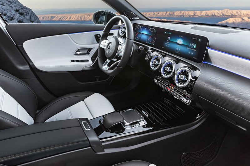 H ολοκαίνουργια, όμορφη Mercedes A-Class είναι συνολικά αναβαθμισμένη | iefimerida.gr 7